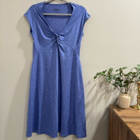 Patagonia Size Medium Seabrook Bandha Dress Knotted V Neck Knee Stretch Outdoor - Picture 1 of 8